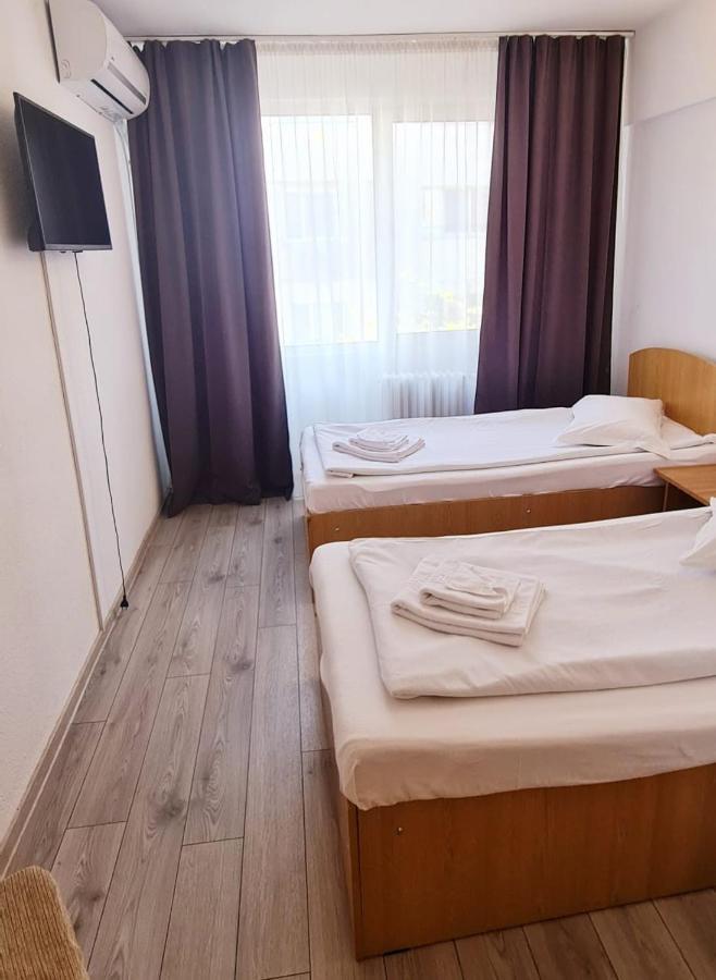 Hotel Victoria Iasi Extérieur photo